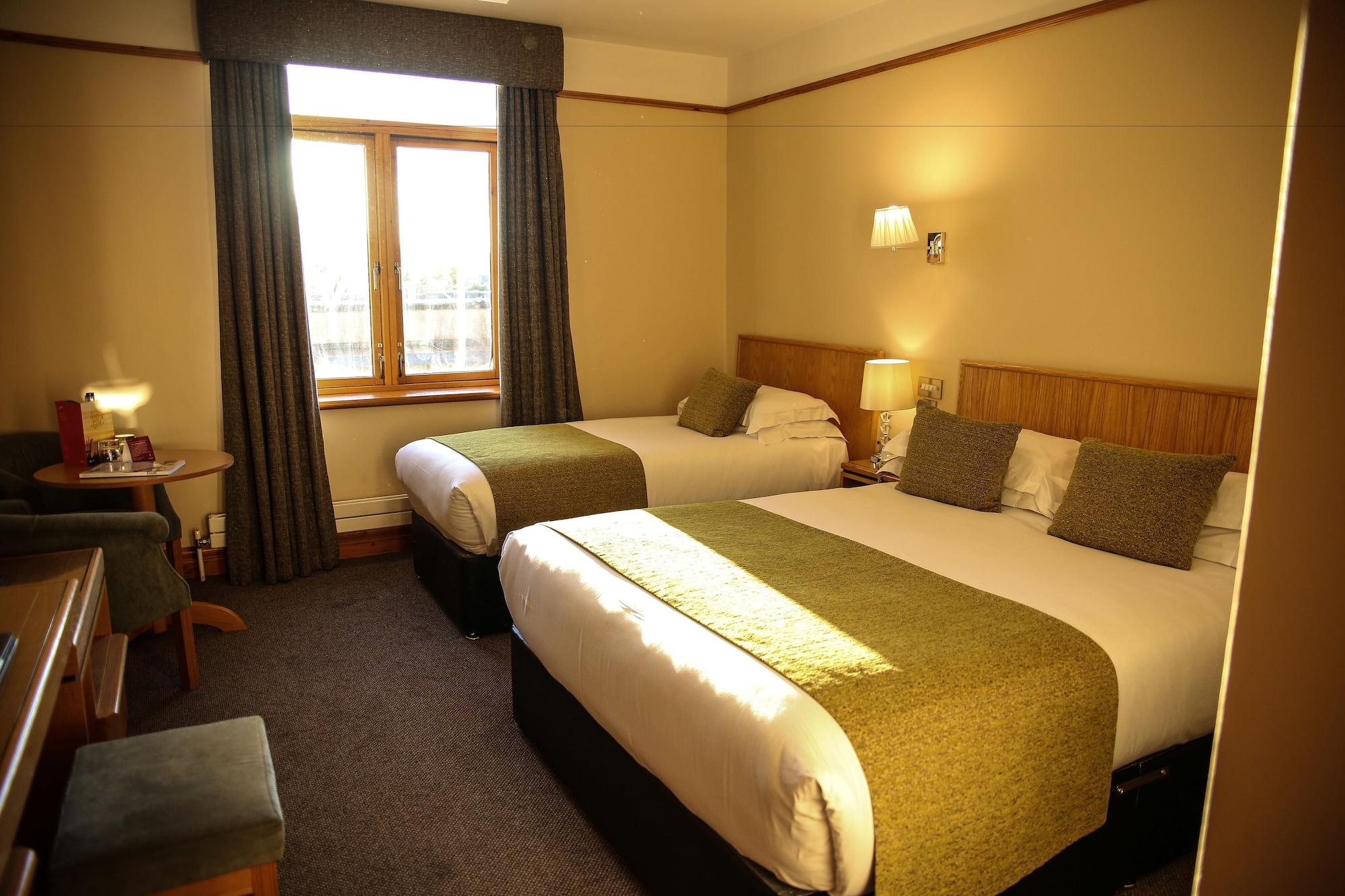 Tullamore Court Hotel מראה חיצוני תמונה