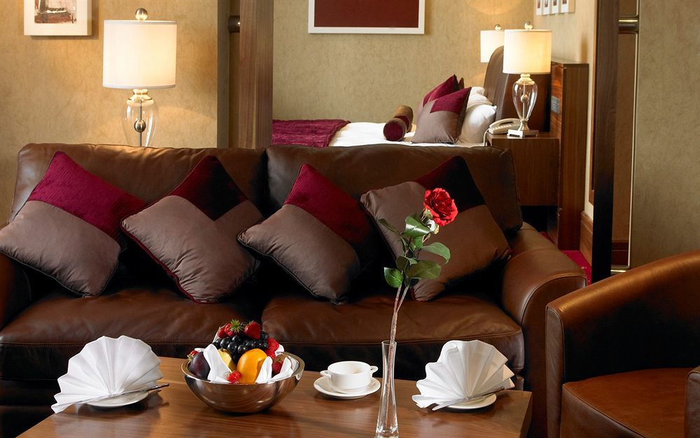 Tullamore Court Hotel מראה חיצוני תמונה